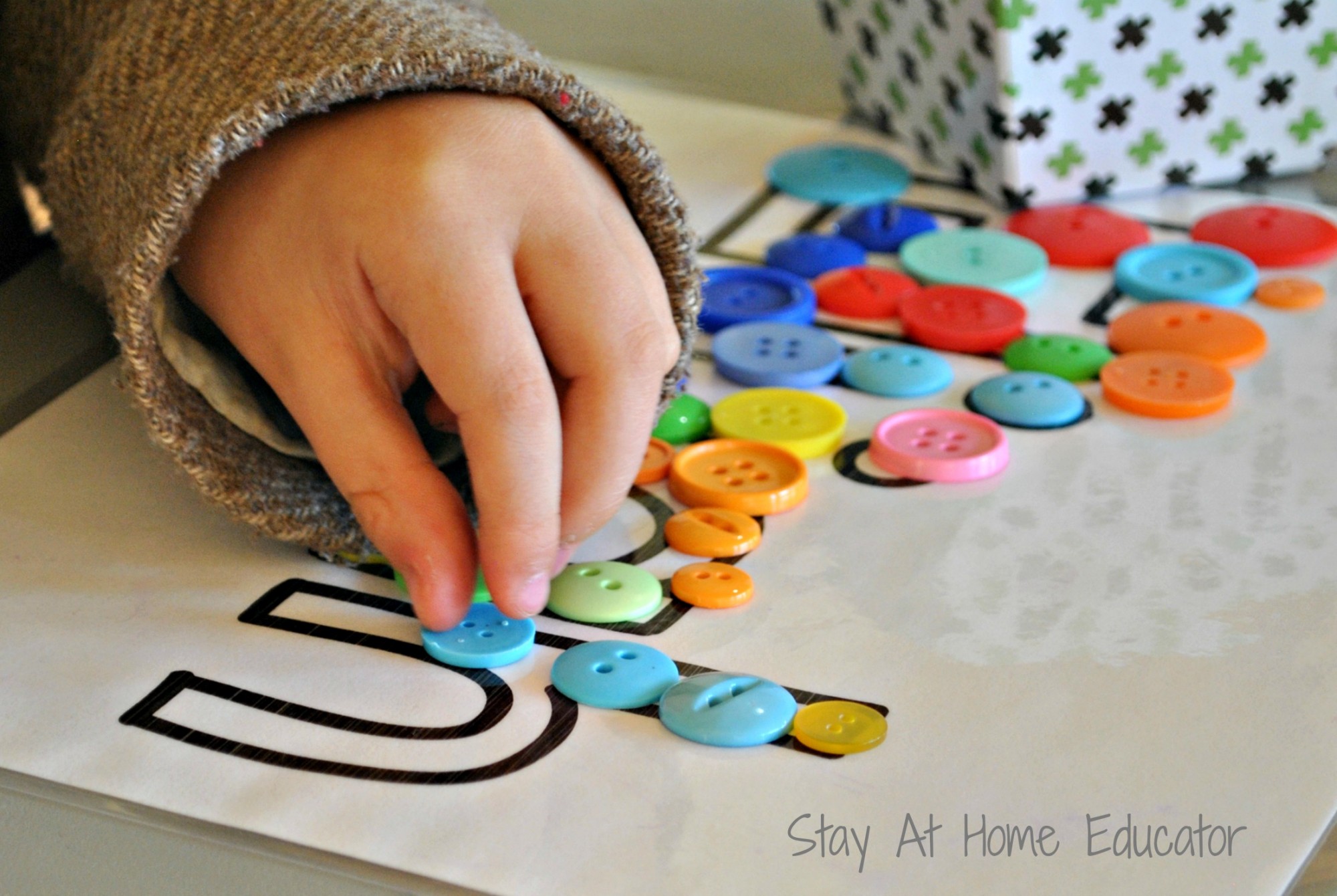 what are the benefits of button names in preschool - Stay At Home Educator