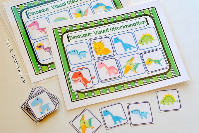 Dinosaur visual discrimination game