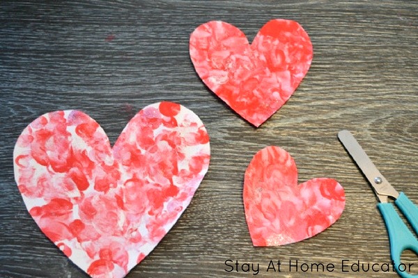 Finger painting valentine's for preschoolers activity