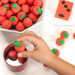 counting during apple theme math activities for preschoolers