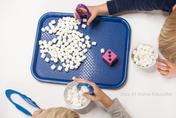 children using marshmallows for winter counting activities