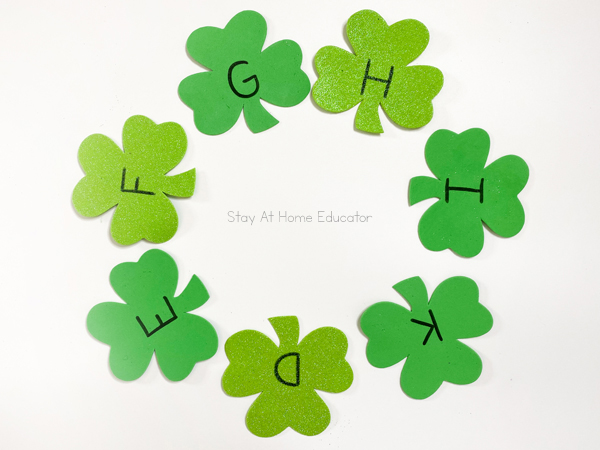 Initial sounds Circle Seek - St. Patrick's Day literacy activities for preschoolers, St. Patrick's Day letter matching, beginning sounds, and phonological awareness