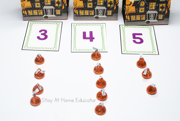 Hallowenn math activities to teach preschoolers estimation and counting