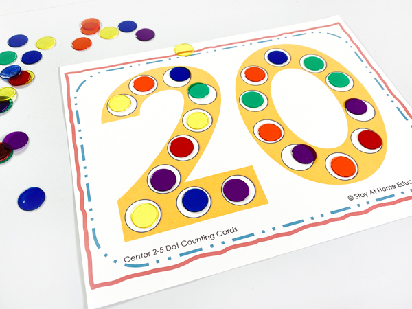 Dot counting cards are great for one to one correspondence and helping preschoolers with number recognition. This center is available in the counting lesson plans for preschool.