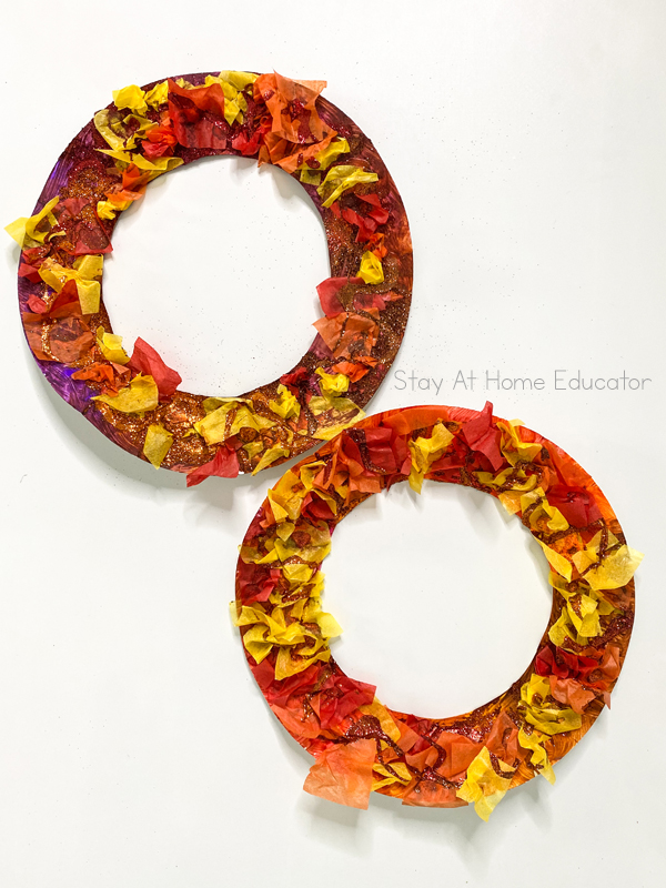 fall paper plate crafts for preschoolers, how to make a paper plate wreath, fall arts and crafts for toddlers